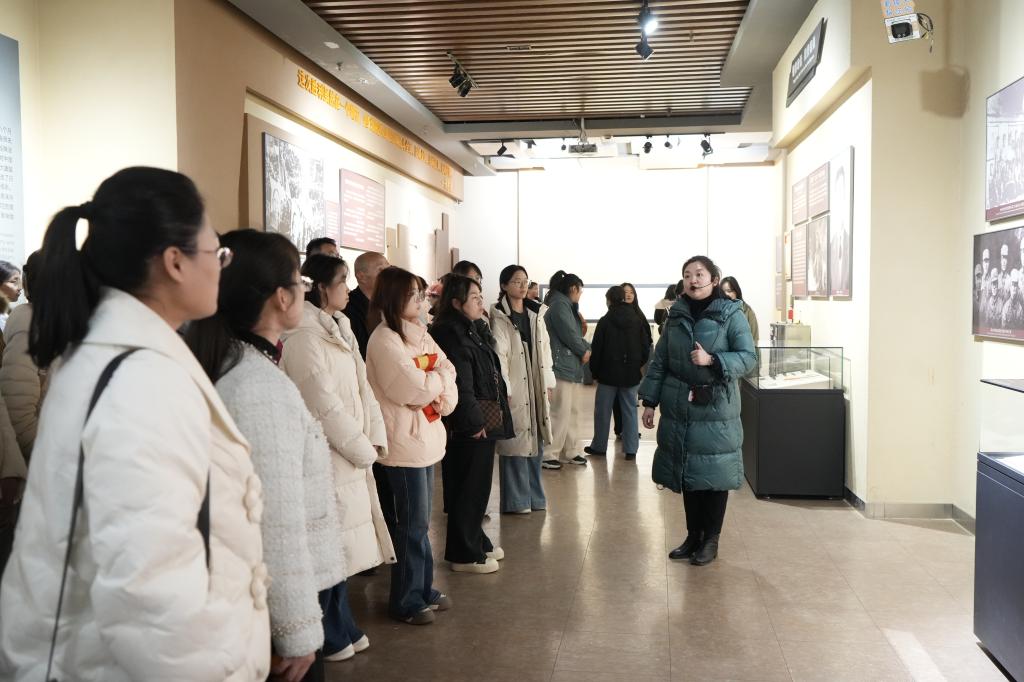 20251217yl88858永利中国第40期青马学院台儿庄古城红色党性教育工作 (8).JPG