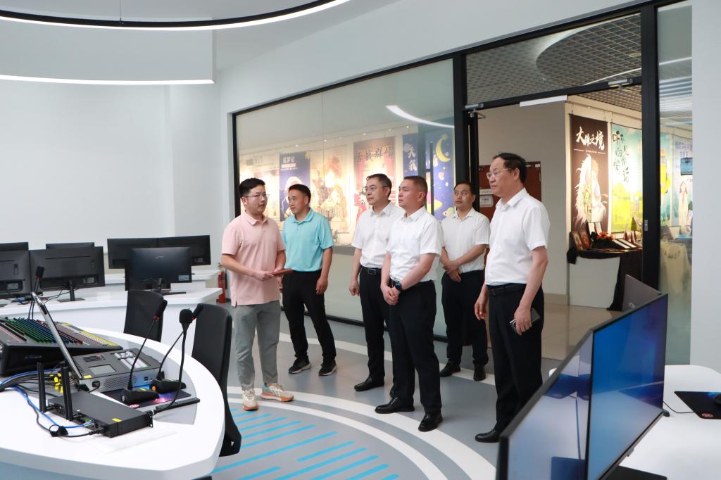20240612左文副市长来yl88858永利中国调研 (1).jpg