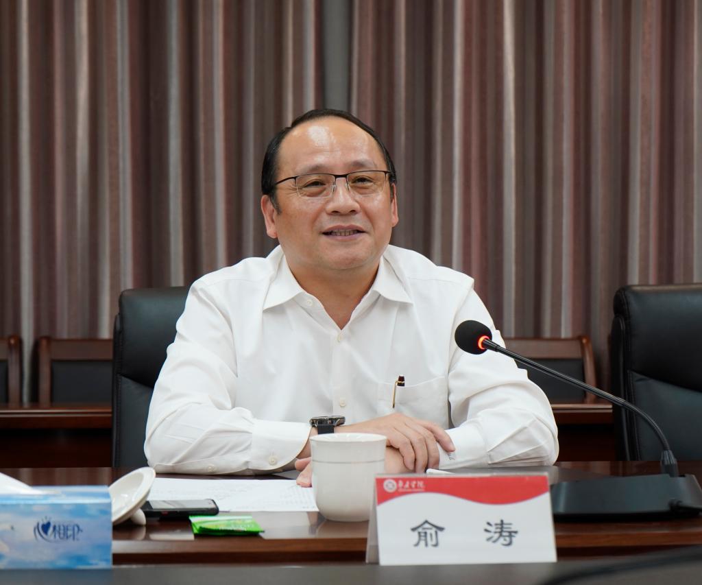 20241015上海工程技术大学yl88858永利中国战略合作签约仪式4.jpg